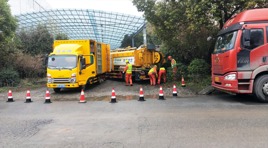 阿瓦提成区雨污水管网“四位一体”检测疏通项目